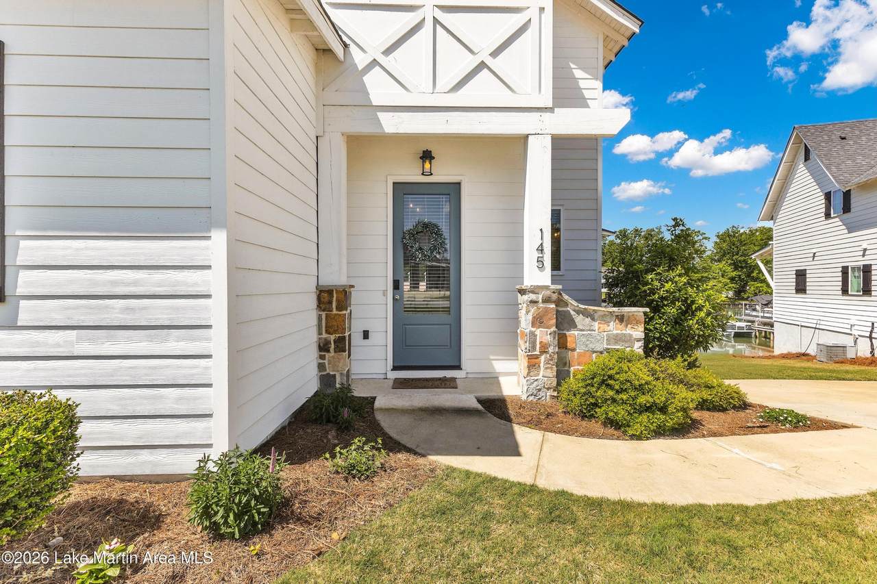 https://bt-photos.global.ssl.fastly.net/lakemartin/1280_boomver_1_26-549-2.jpg