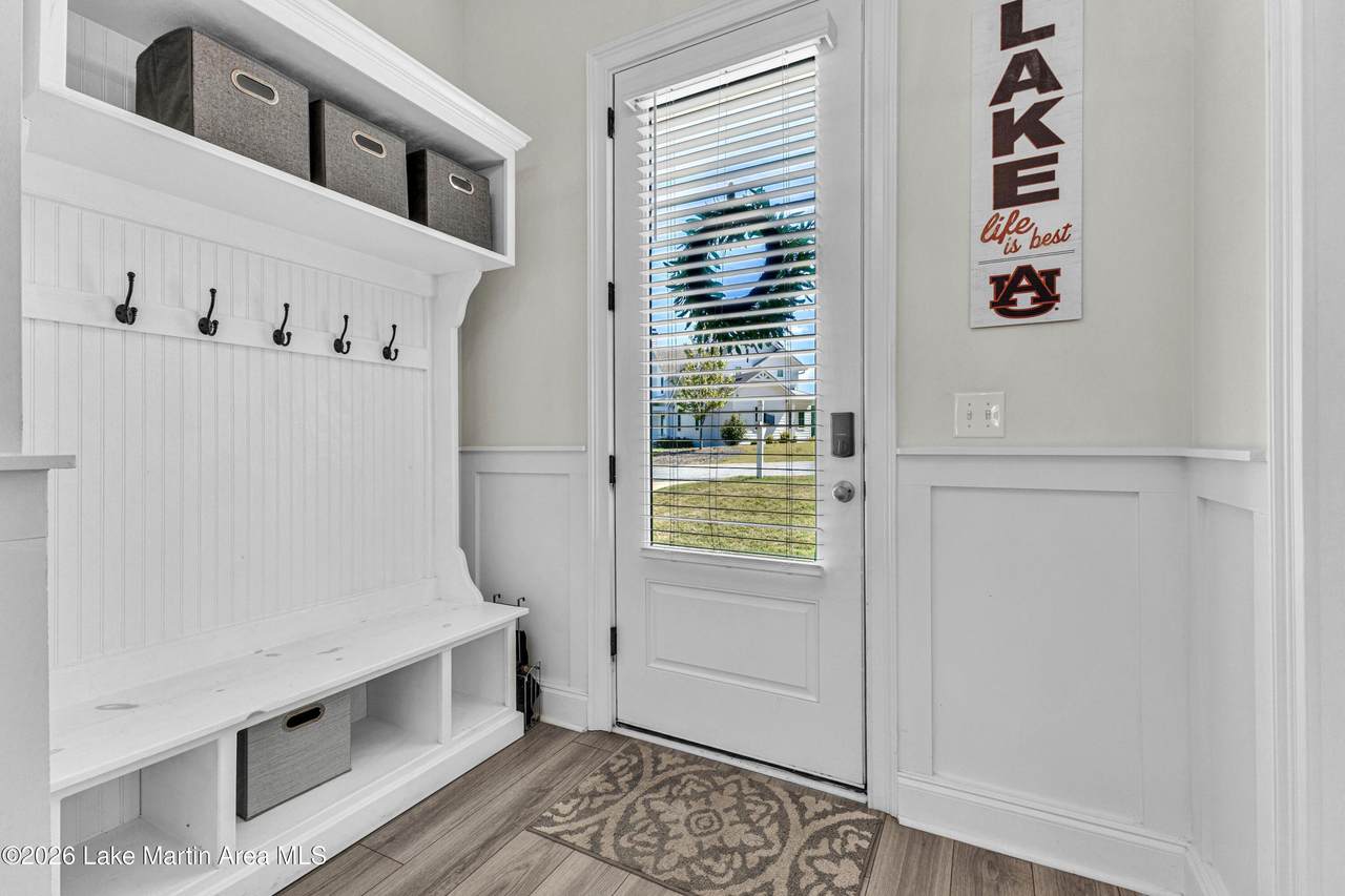 https://bt-photos.global.ssl.fastly.net/lakemartin/1280_boomver_1_26-549-2.jpg
