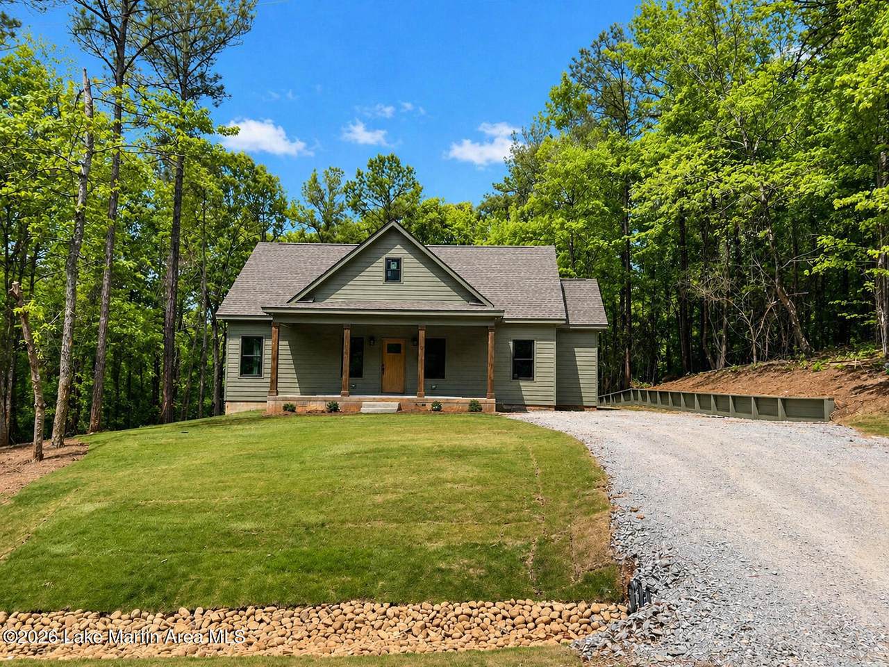 511 Arrowhead Rd - Photo 1