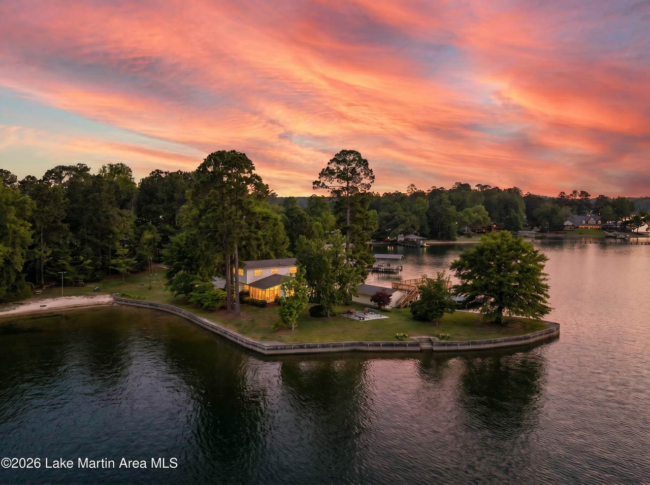 https://bt-photos.global.ssl.fastly.net/lakemartin/1280_boomver_1_26-572-2.jpg