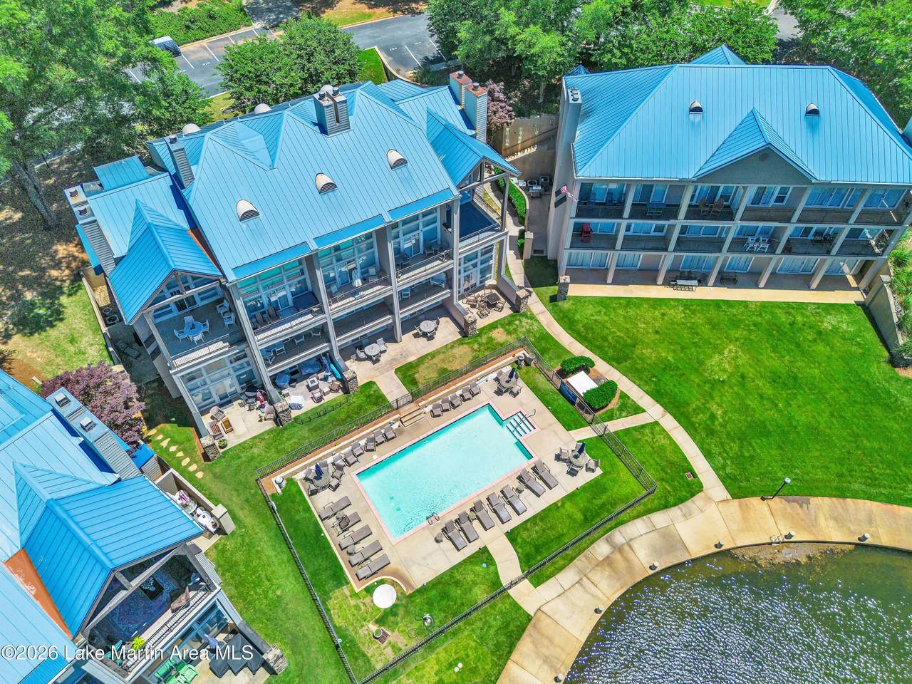 100 Harbor Place 303 - Photo 1