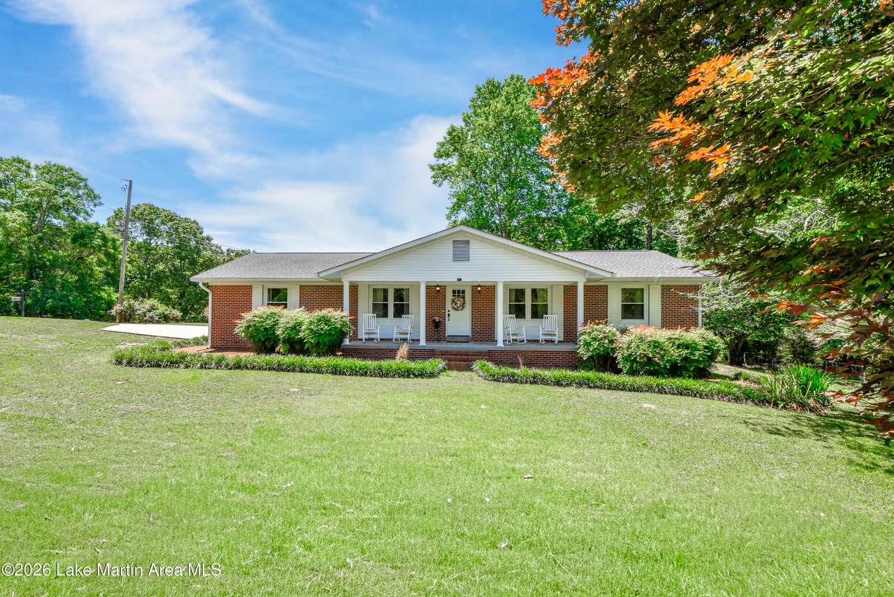 368 Fairlane Cir - Photo 1