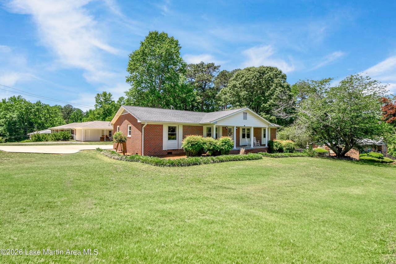 https://bt-photos.global.ssl.fastly.net/lakemartin/1280_boomver_1_26-598-2.jpg