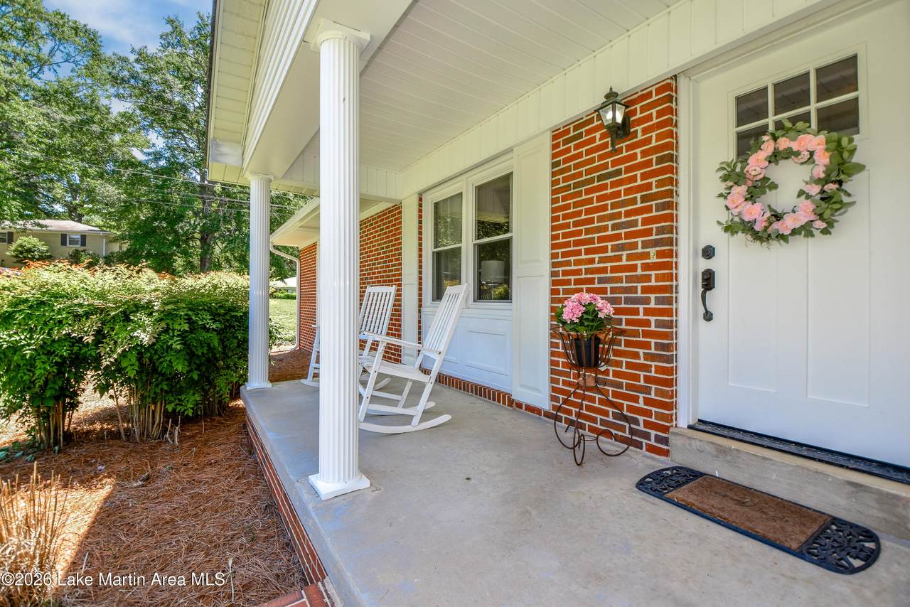 https://bt-photos.global.ssl.fastly.net/lakemartin/1280_boomver_1_26-598-2.jpg