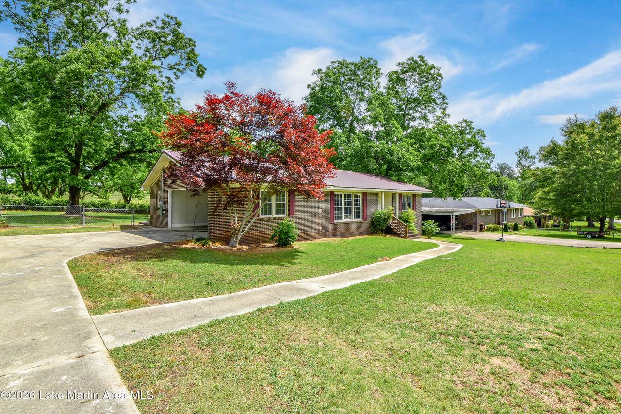 https://bt-photos.global.ssl.fastly.net/lakemartin/1280_boomver_1_26-606-2.jpg