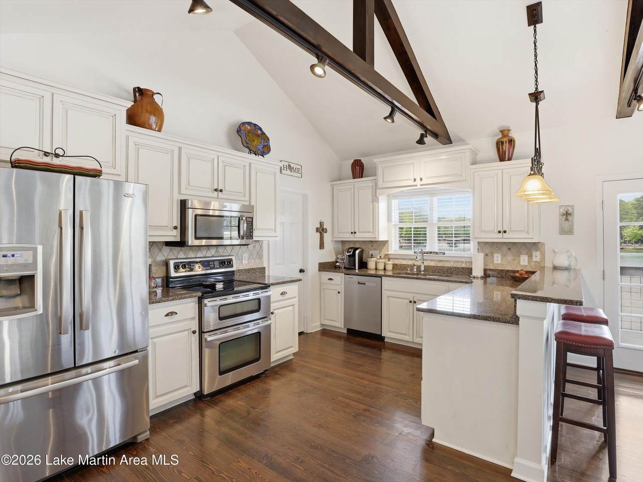 https://bt-photos.global.ssl.fastly.net/lakemartin/1280_boomver_1_26-631-2.jpg