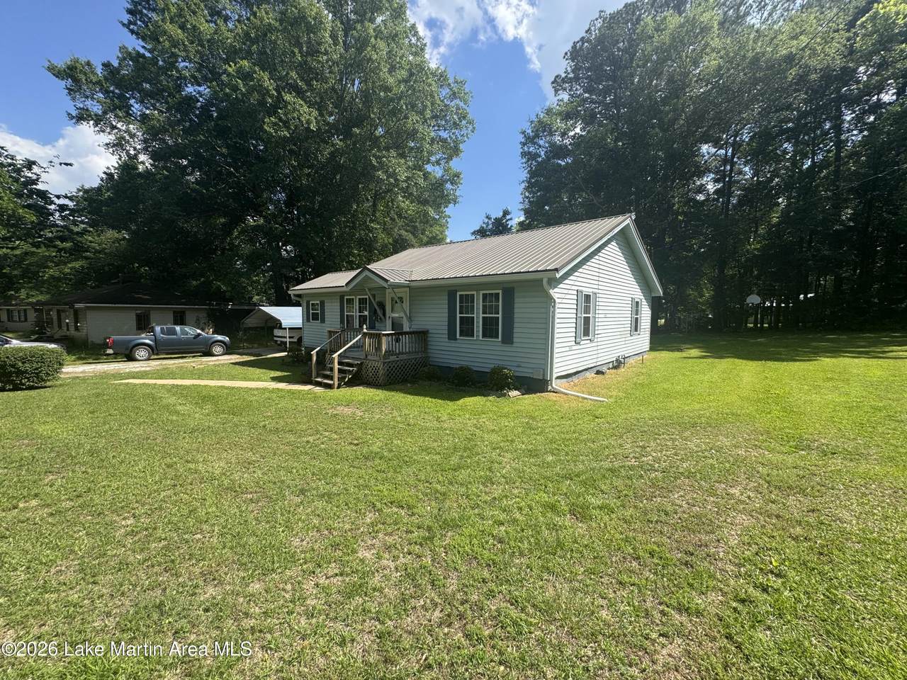 134 Oak St - Photo 1