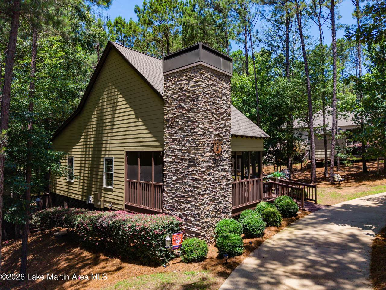 https://bt-photos.global.ssl.fastly.net/lakemartin/1280_boomver_1_26-708-2.jpg