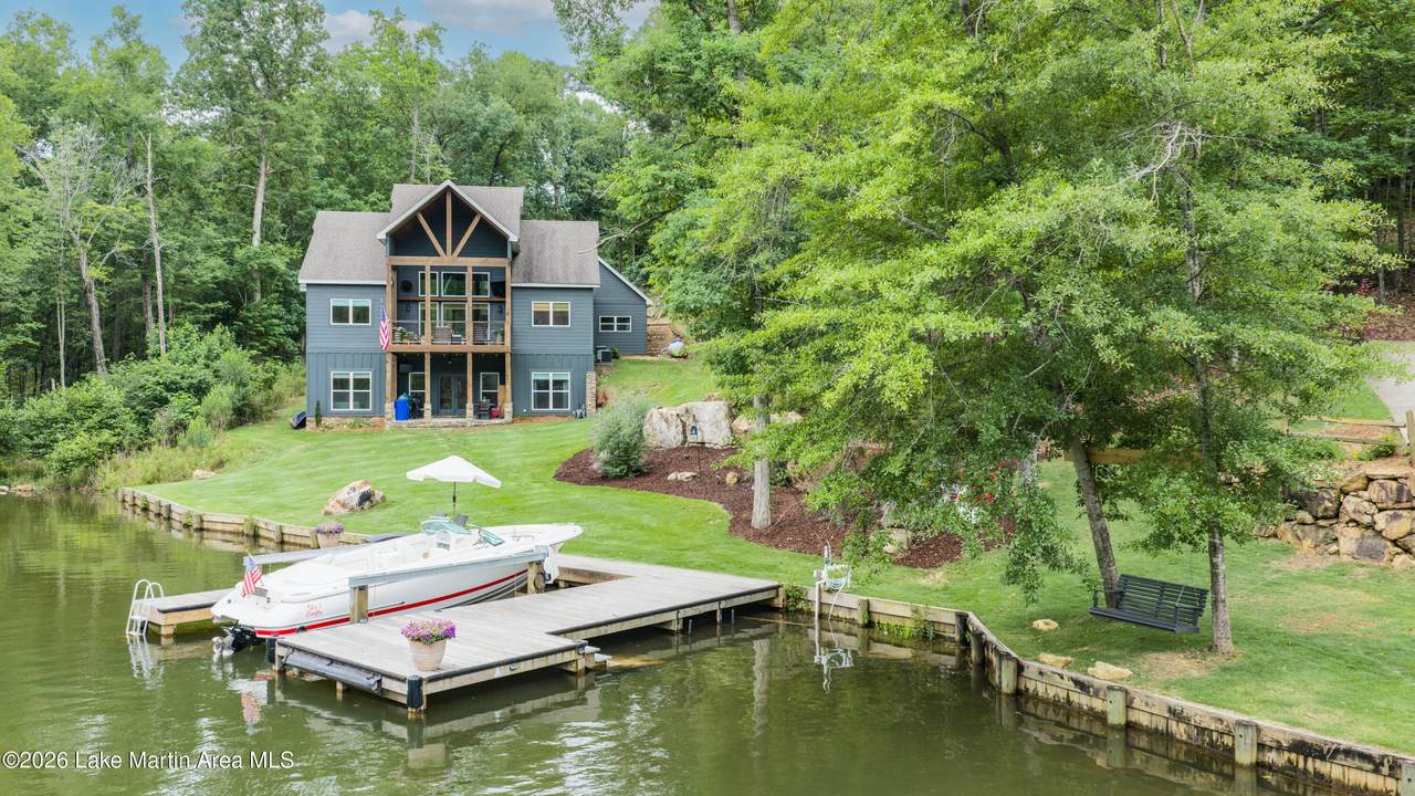 88 Lighthouse Crt - Photo 1