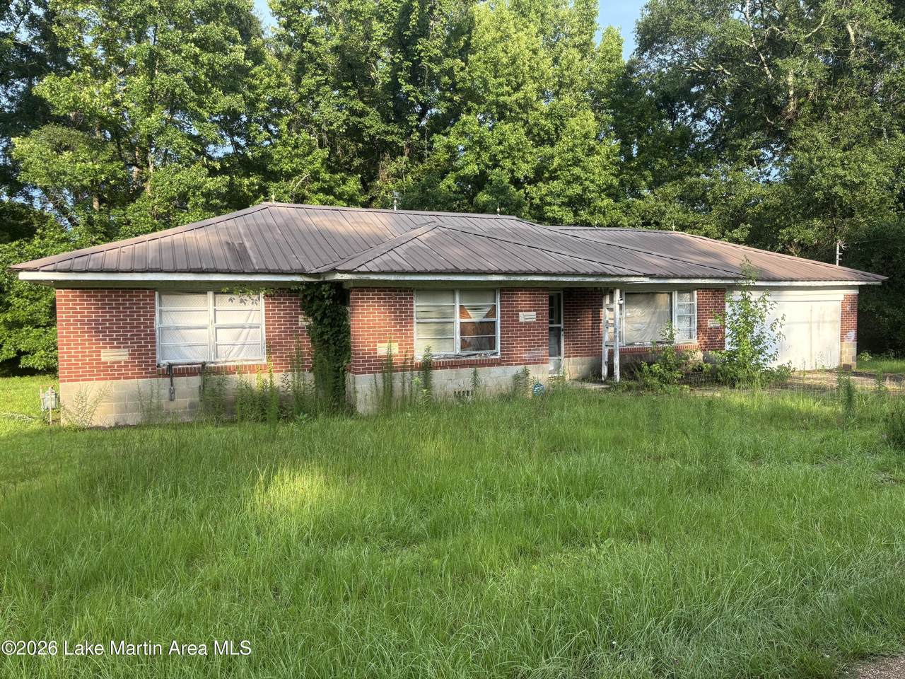89 Stewart St - Photo 1