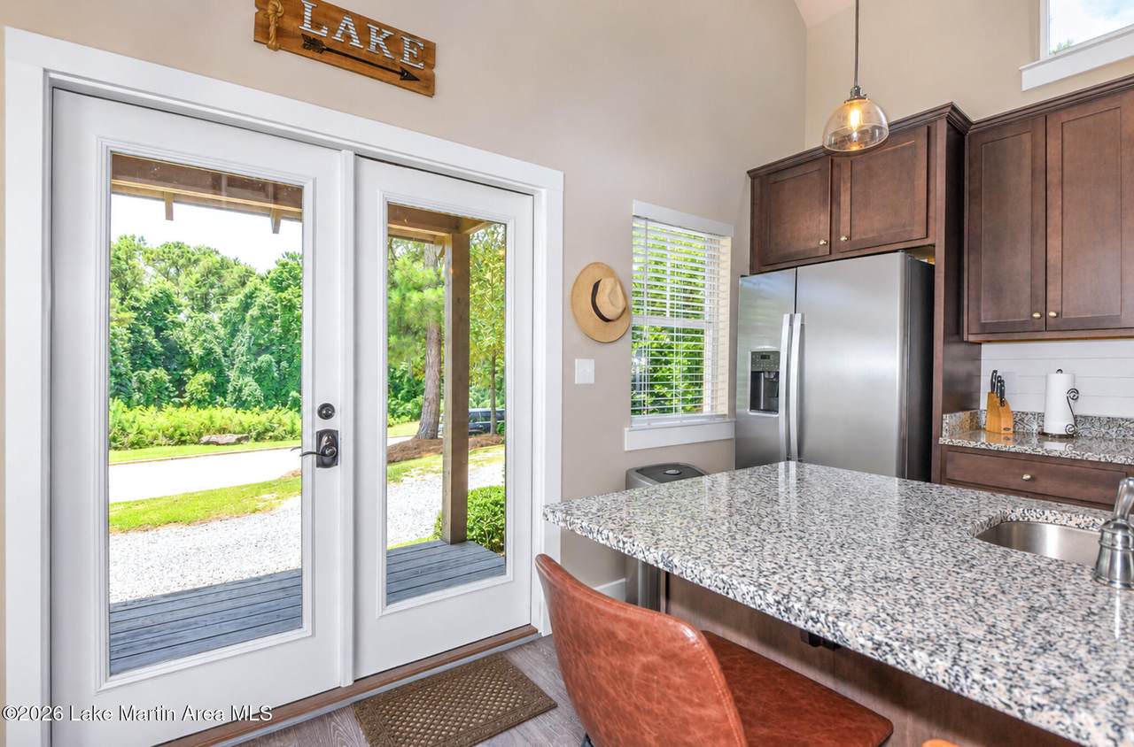 https://bt-photos.global.ssl.fastly.net/lakemartin/1280_boomver_1_26-756-2.jpg