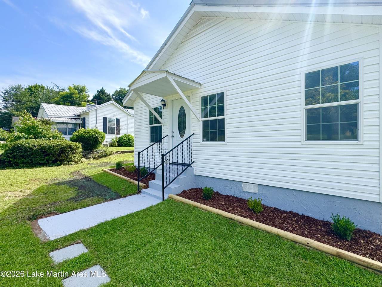 https://bt-photos.global.ssl.fastly.net/lakemartin/1280_boomver_1_26-777-2.jpg