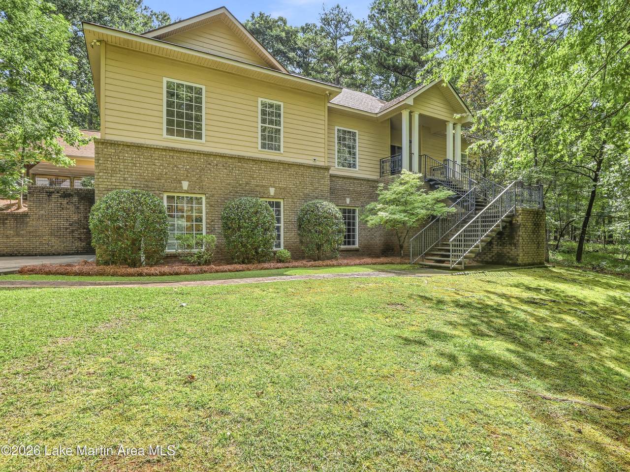 165 Aberdeen Rd - Photo 1