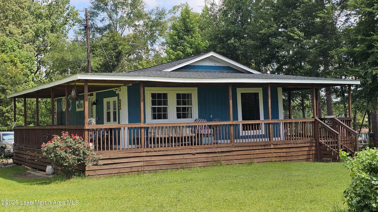 273 Tessie Dr - Photo 1
