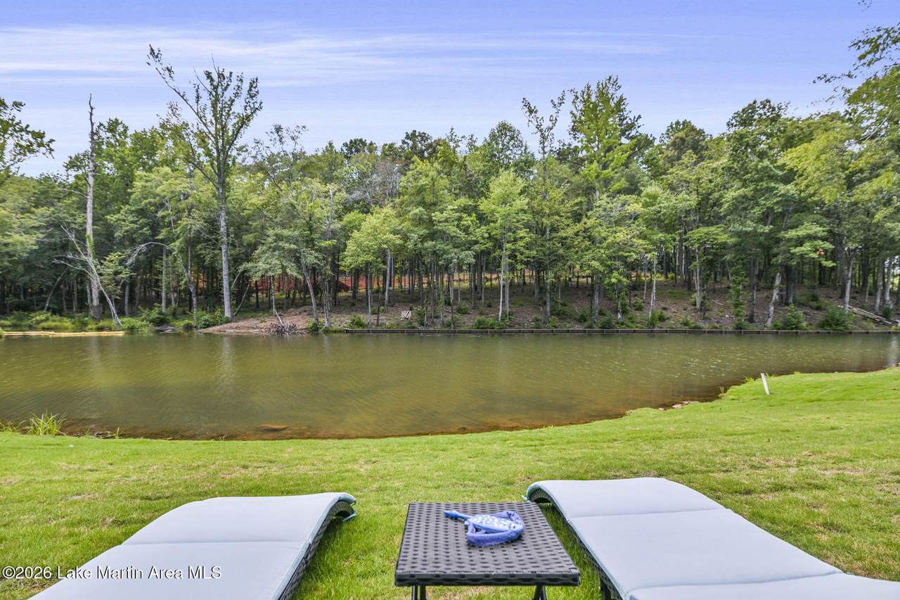 https://bt-photos.global.ssl.fastly.net/lakemartin/1280_boomver_1_26-802-2.jpg