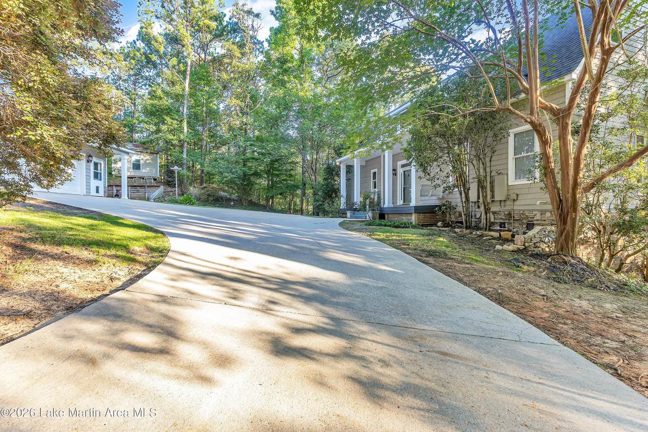 https://bt-photos.global.ssl.fastly.net/lakemartin/1280_boomver_1_26-805-2.jpg
