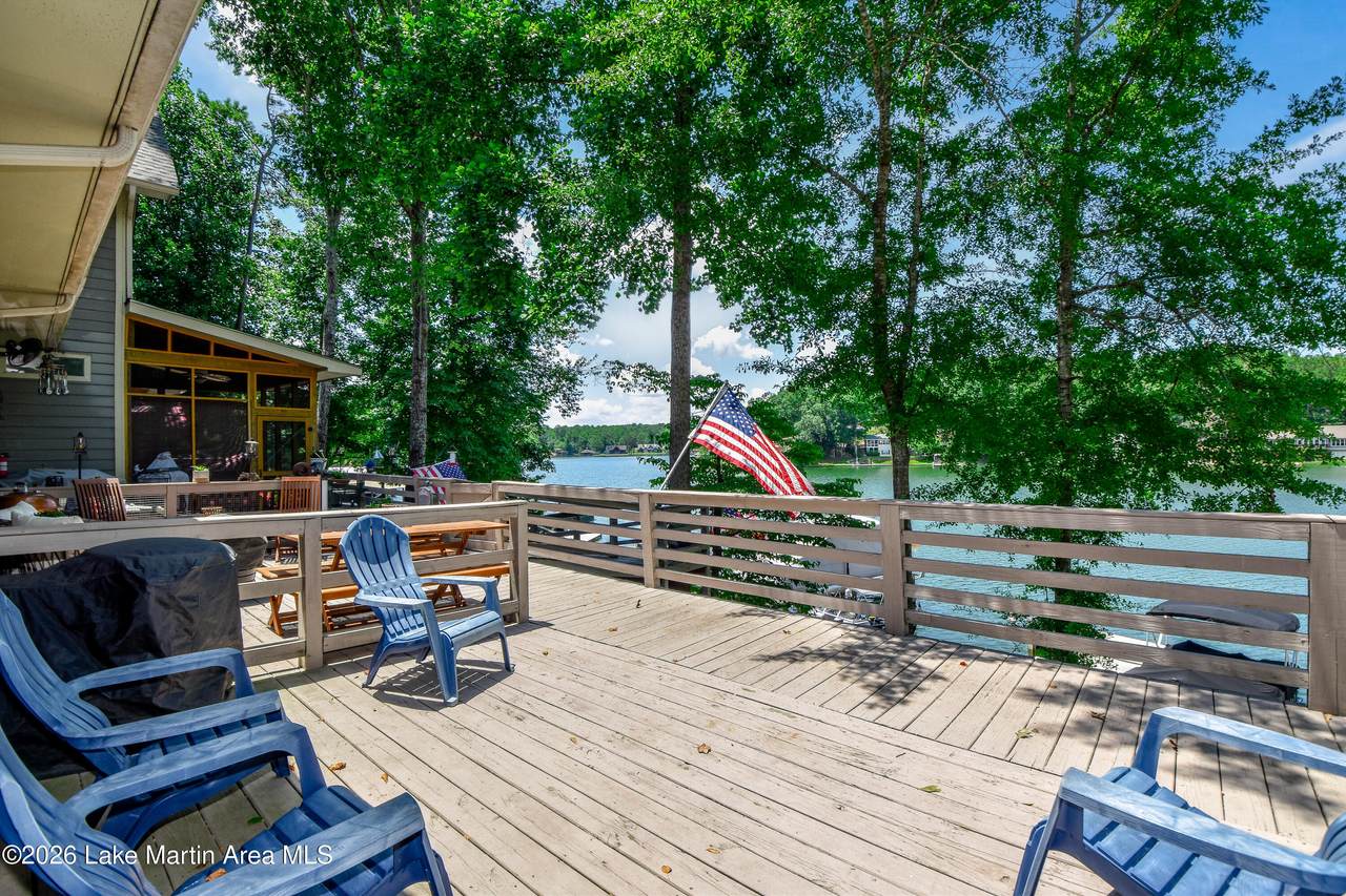 https://bt-photos.global.ssl.fastly.net/lakemartin/1280_boomver_1_26-814-2.jpg