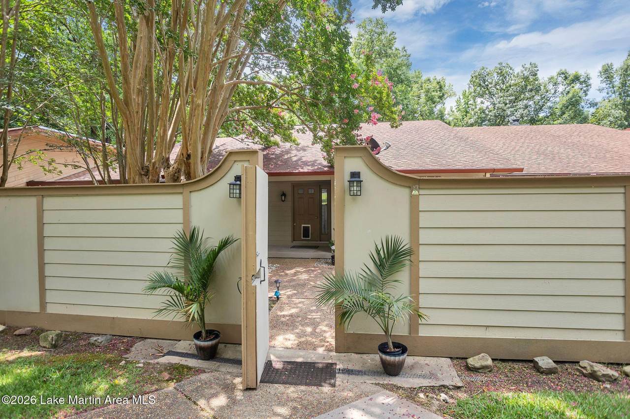 35 Moonlight Ln - Photo 1
