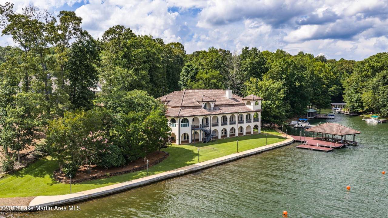 https://bt-photos.global.ssl.fastly.net/lakemartin/1280_boomver_1_26-845-2.jpg