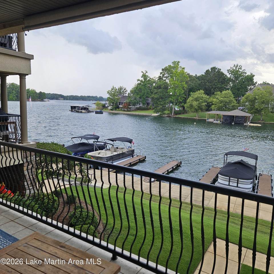 https://bt-photos.global.ssl.fastly.net/lakemartin/1280_boomver_1_26-853-2.jpg