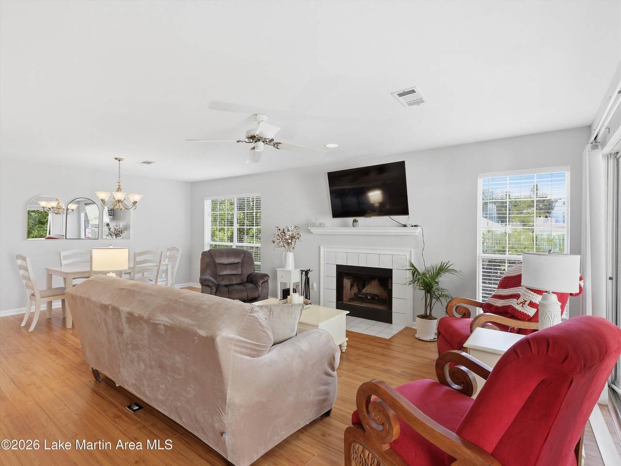 https://bt-photos.global.ssl.fastly.net/lakemartin/1280_boomver_1_26-865-2.jpg