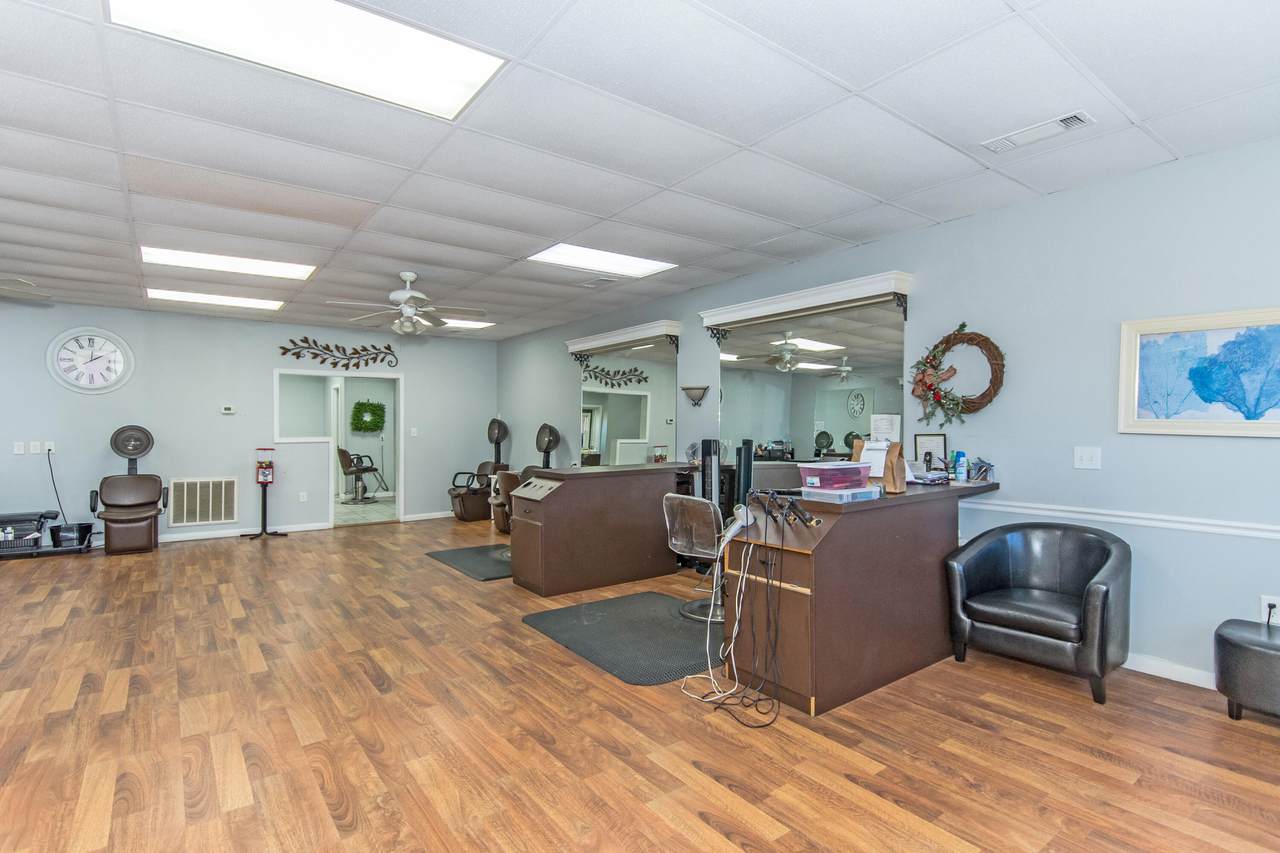 https://bt-photos.global.ssl.fastly.net/lakemartin/1280_boomver_1_26-894-2.jpg