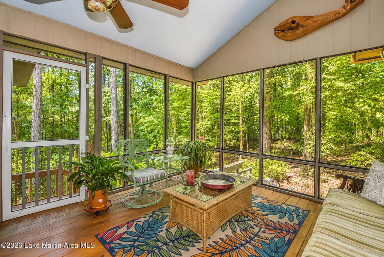 https://bt-photos.global.ssl.fastly.net/lakemartin/1280_boomver_1_26-895-2.jpg