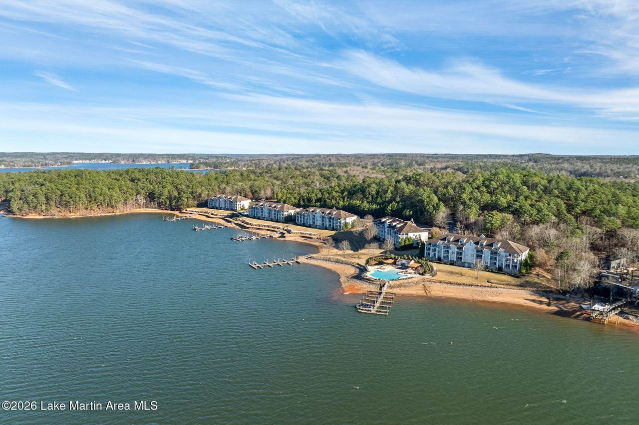 https://bt-photos.global.ssl.fastly.net/lakemartin/1280_boomver_1_26-90-2.jpg