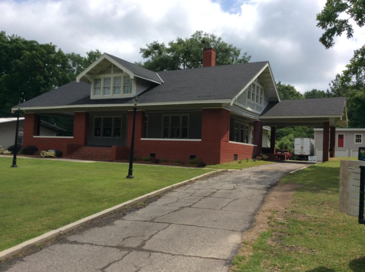1055 Cherokee Rd - Photo 1