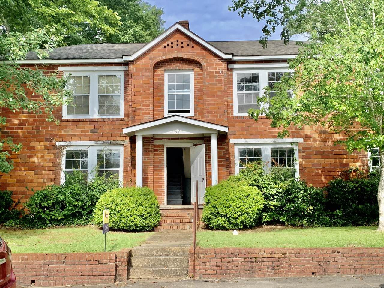144 Marshall Street - Photo 1