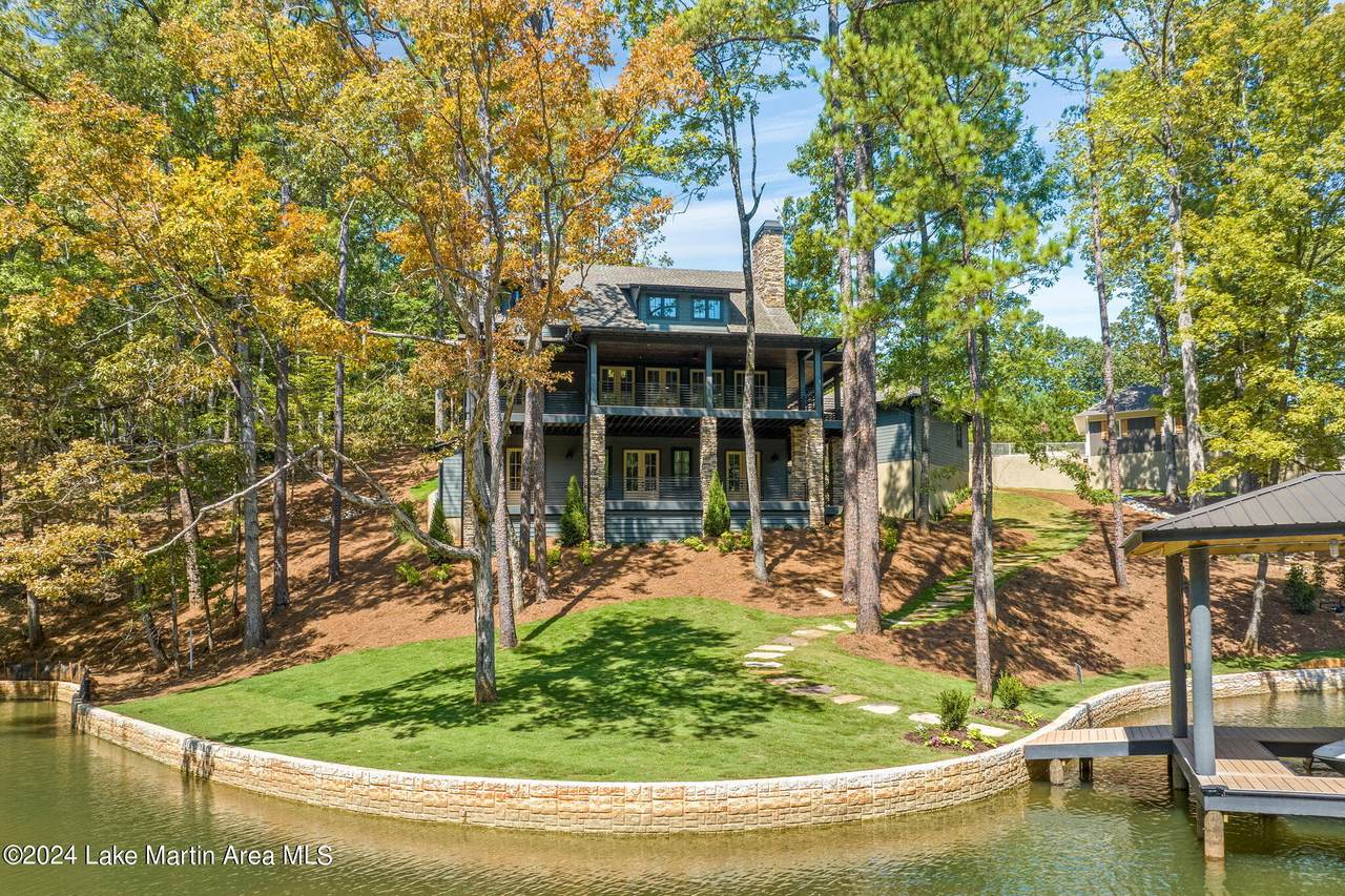 156 Teakwood Dr - Photo 1