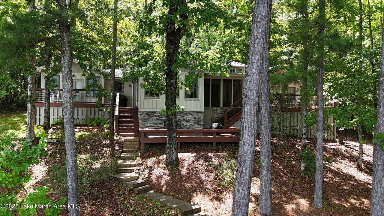 325 Sears Bluff Rd - Photo 1