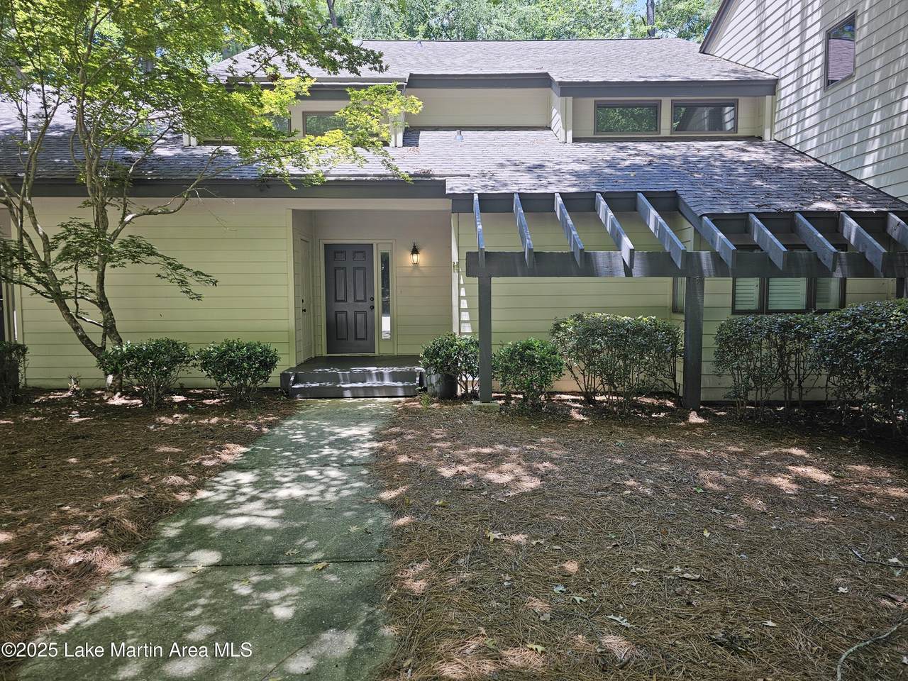 https://bt-photos.global.ssl.fastly.net/lakemartin/1280_boomver_2_25-1963-2.jpg