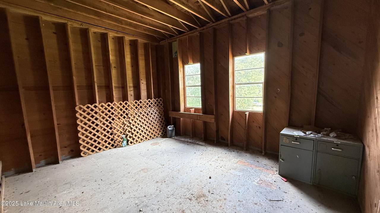 https://bt-photos.global.ssl.fastly.net/lakemartin/1280_boomver_2_25-1981-2.jpg