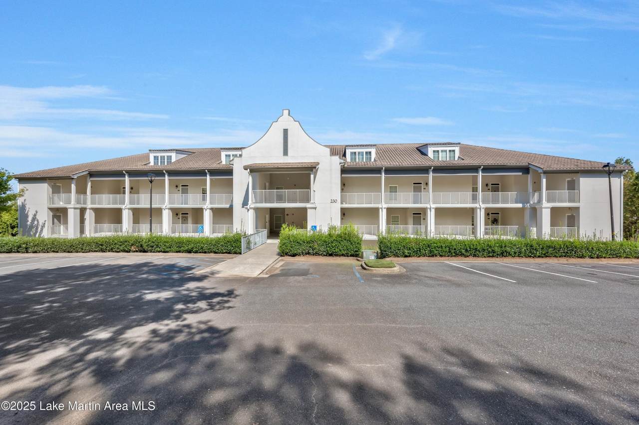 230 Crowne Pointe Rd Unit 305 - Photo 1