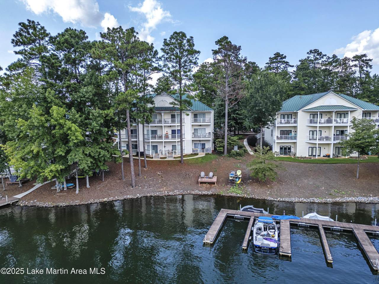 https://bt-photos.global.ssl.fastly.net/lakemartin/1280_boomver_2_25-2067-2.jpg