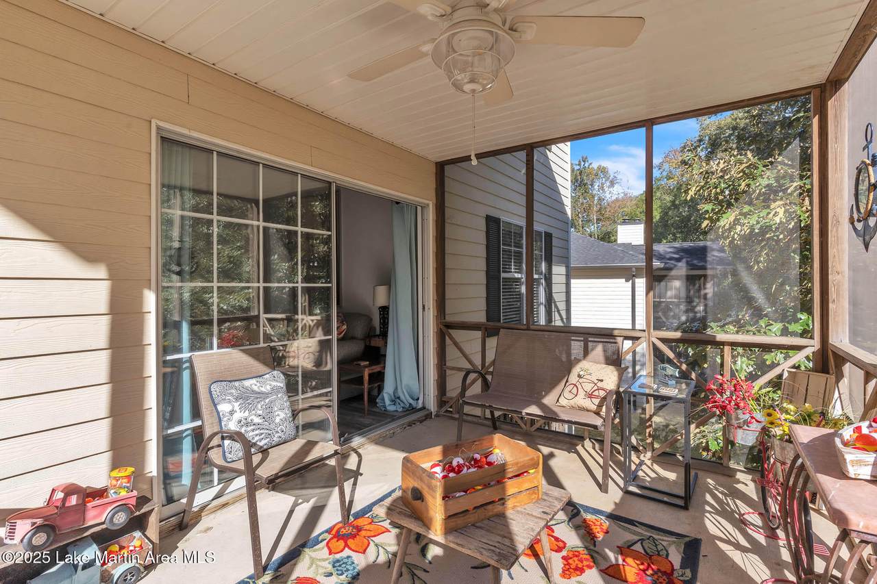 https://bt-photos.global.ssl.fastly.net/lakemartin/1280_boomver_1_25-2360-2.jpg