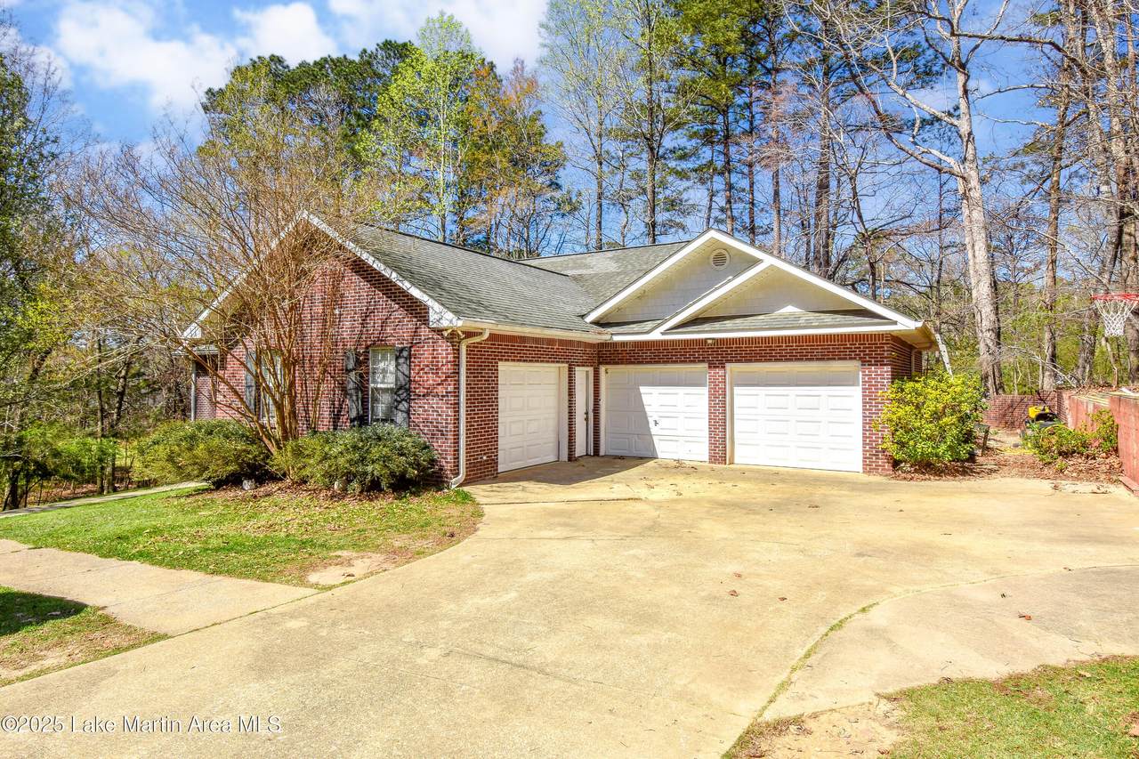 https://bt-photos.global.ssl.fastly.net/lakemartin/1280_boomver_2_25-272-2.jpg