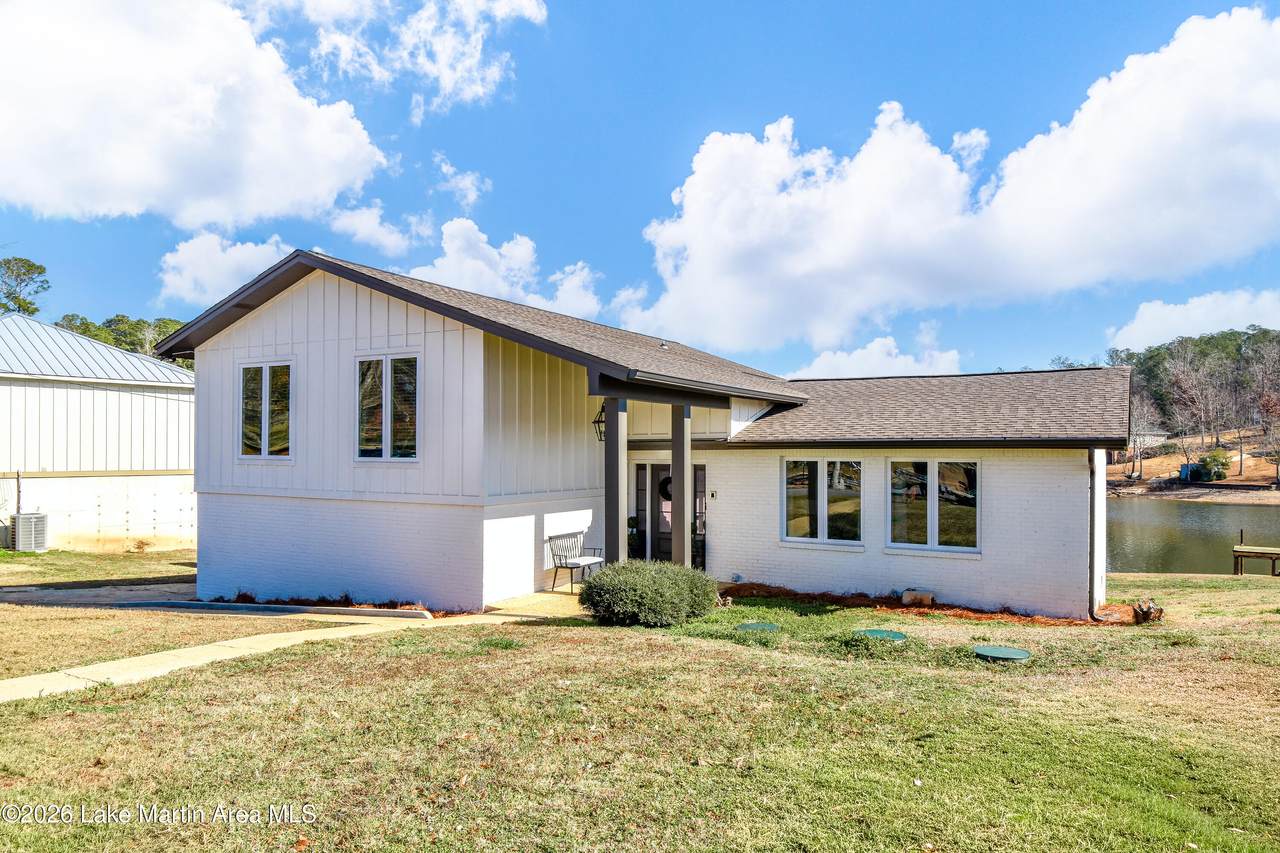 83 Alabama Dr - Photo 1