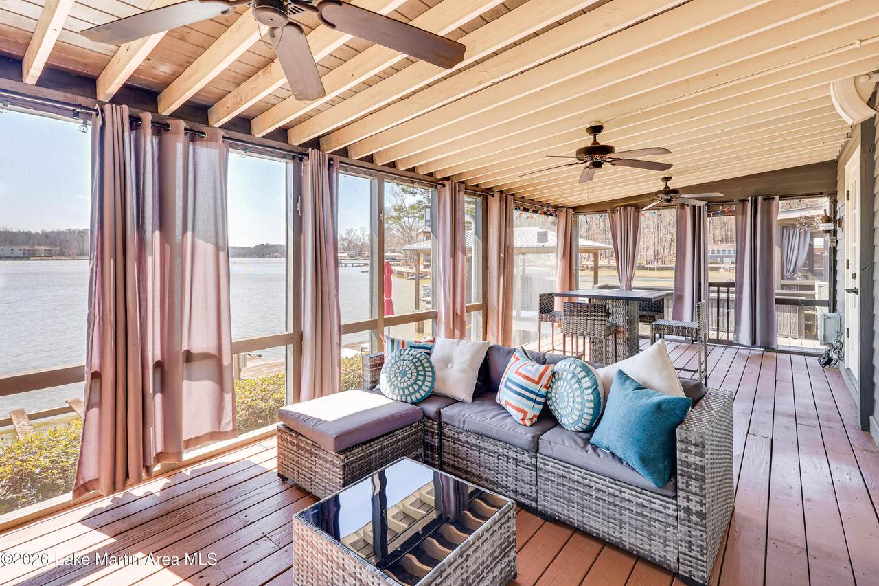 https://bt-photos.global.ssl.fastly.net/lakemartin/1280_boomver_2_26-216-2.jpg