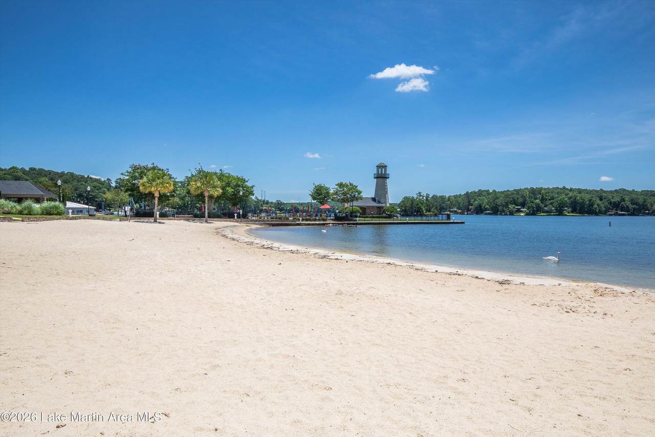 https://bt-photos.global.ssl.fastly.net/lakemartin/1280_boomver_2_26-342-2.jpg