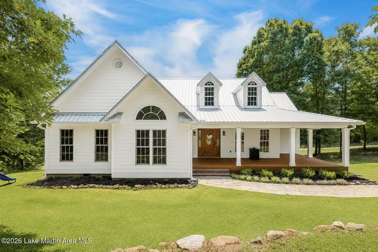52 Carla Dr - Photo 1