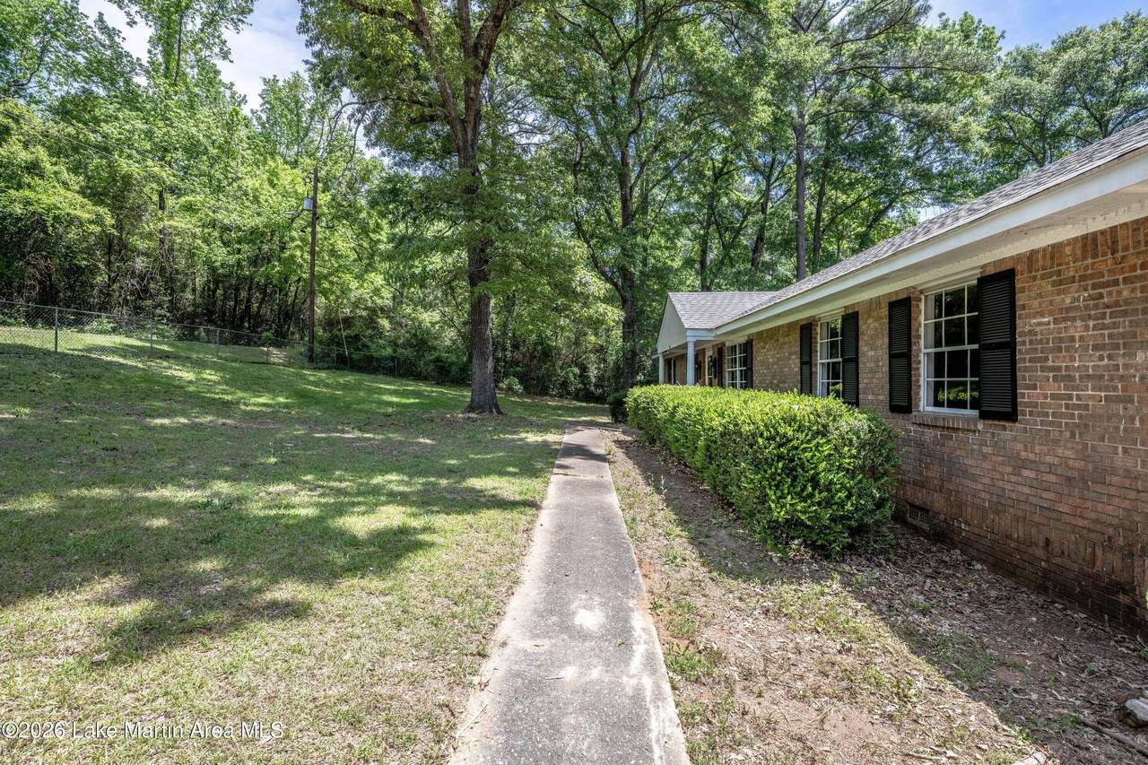 https://bt-photos.global.ssl.fastly.net/lakemartin/1280_boomver_2_26-390-2.jpg
