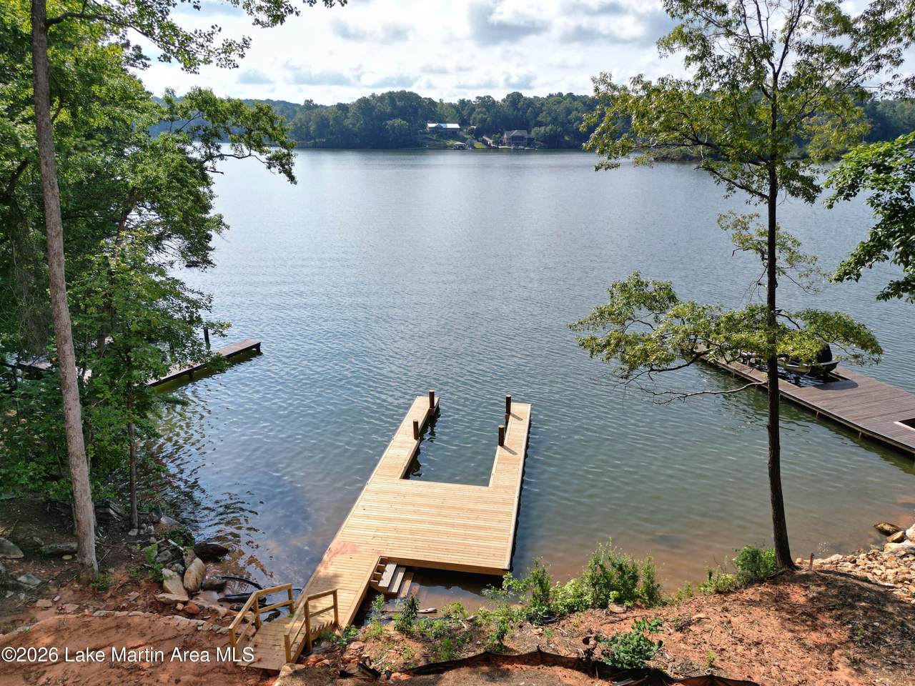 https://bt-photos.global.ssl.fastly.net/lakemartin/1280_boomver_2_26-586-2.jpg