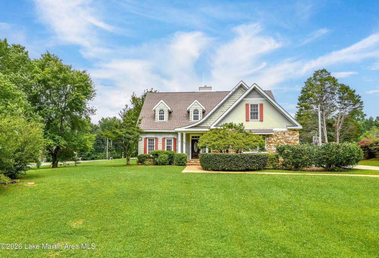 1517 Briarwood Dr - Photo 1