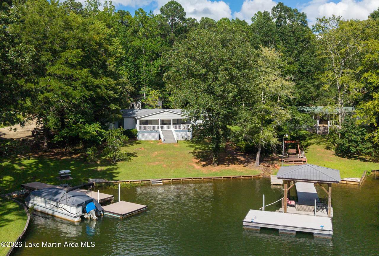 44 Hickory Dr - Photo 1