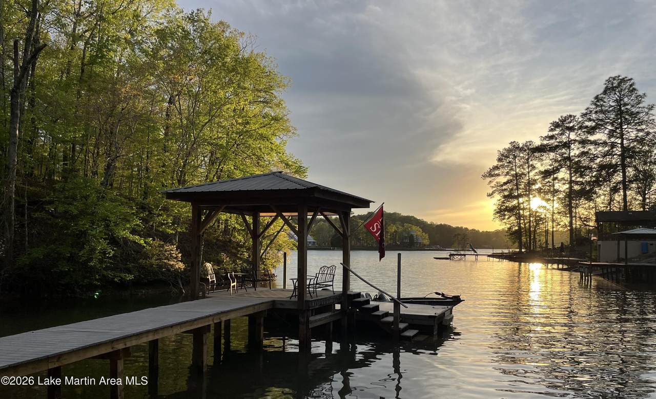 https://bt-photos.global.ssl.fastly.net/lakemartin/1280_boomver_2_26-662-2.jpg