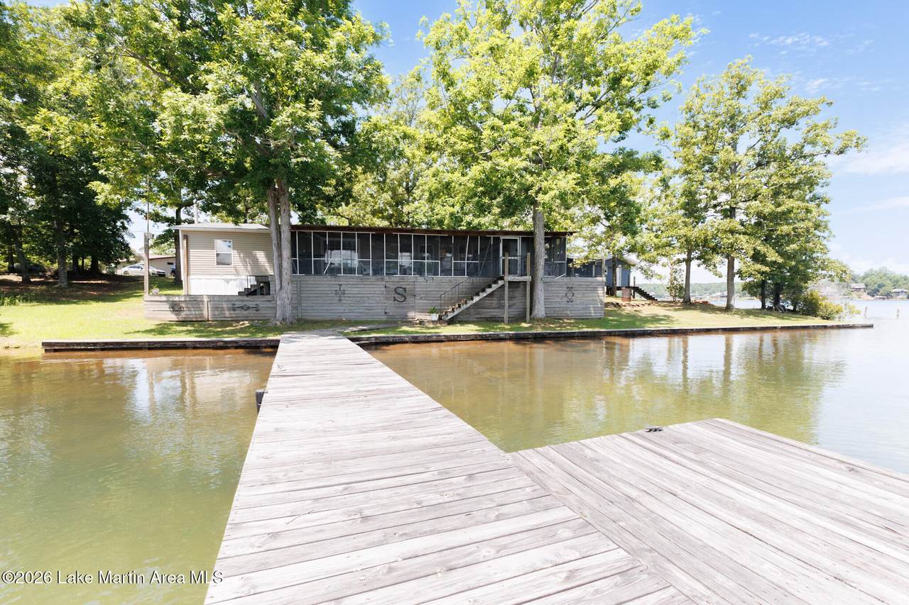 https://bt-photos.global.ssl.fastly.net/lakemartin/1280_boomver_2_26-676-2.jpg