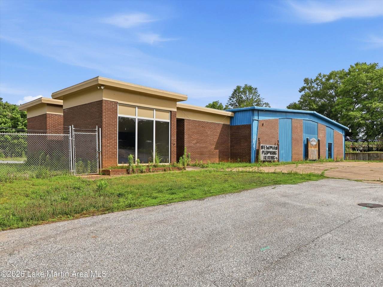 2190 Cherokee Rd - Photo 1