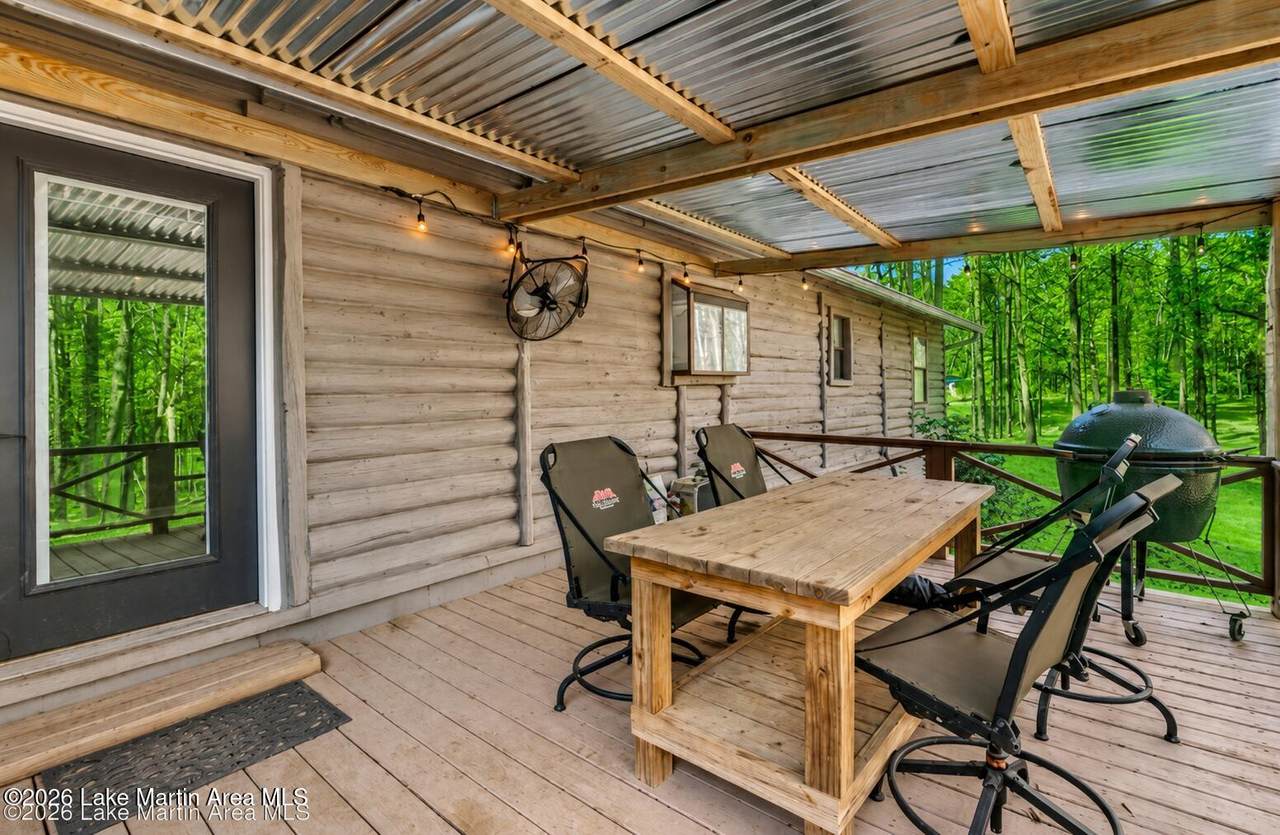 https://bt-photos.global.ssl.fastly.net/lakemartin/1280_boomver_2_26-69-2.jpg